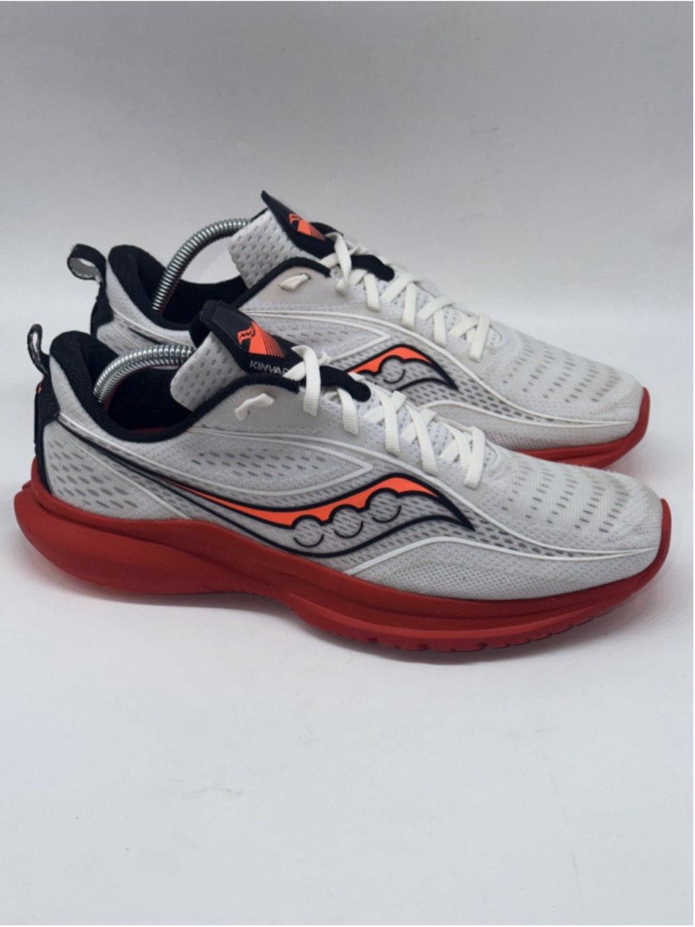 Size 9.5 - Saucony Kinvara 13 White Black ViZi W